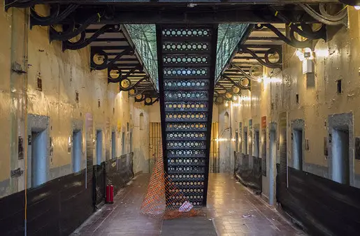 'B' Wing, Armagh Gaol by Rossographer, CC BY-SA 2.0, via Wikimedia Commons